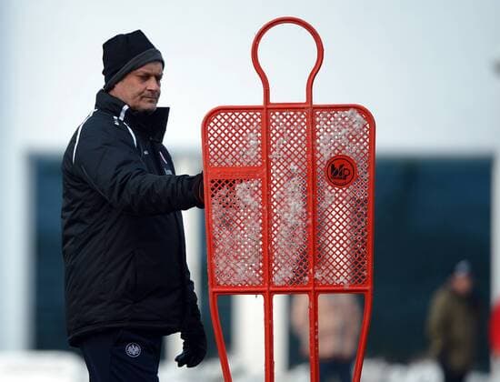 24.01.2013, xjhx, 1.Bundesliga, Eintracht Frankfurt Training, v.l. Trainer Armin Veh (Eintracht Frankfurt)