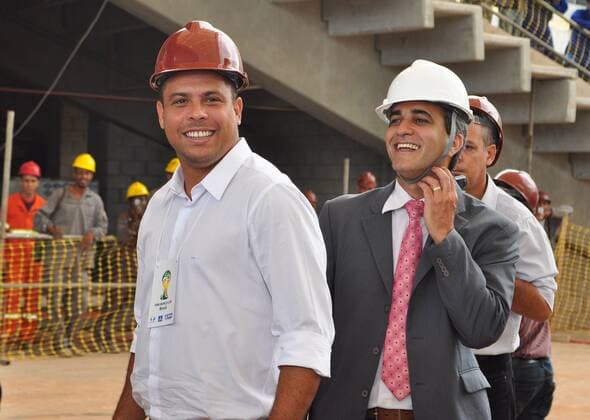 Ronaldo und Bebeto Besichtigung der Arena Fonte Nova in Salvador. Spielort der WM 2014 in Brasilien. Salvador BA, Brasil 29 01 2013. x(2113)xMauroxAkinxNassorx xFotoax  (14005)