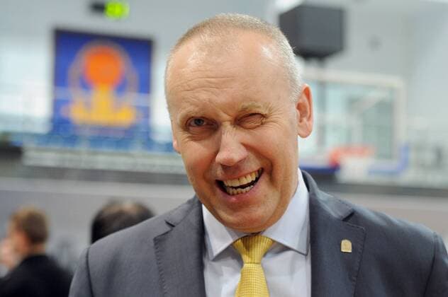 ITAR-TASS: MOSCOW REGION, RUSSIA. JANUARY 26, 2013. Head coach Rimas Kurtinaitis seen during the meeting with players of BC Khimki.  RE11286B