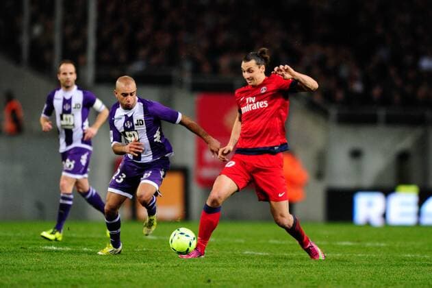 Zlatan IBRAHIMOVIC (psg) FOOTBALL : Toulouse vs PSG - 23 eme journee de Ligue1 - 01 02 2013 ThierryBreton Panoramic 