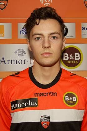 Ryan Mason signe en pret jusqu a la fin de saison. FOOTBALL : FC Lorient - Vorstellung Neuzugang - 01 02 2013 BRUNOPERREL PANORAMIC 