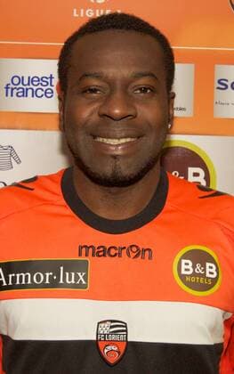 Tony Koutouan signe jusqu a la fin de saison au FC Lorient FOOTBALL : FC Lorient - Vorstellung Neuzugang - 01 02 2013 BRUNOPERREL PANORAMIC 