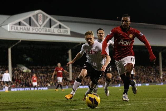 Football - 2012 2013 Premier League - Fulham FC vs Manchester United Manchester United s Nani and Damien Duff of Fulham at Craven Cottage, London, England 