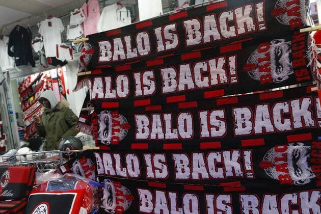 Balo is back - Neuzugang Mario Balotelli (AC Mailand) ist bereit auf Fanartikeln verewigt - MarcoxBertorello
