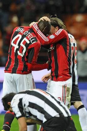 Football Calcio 2012 2013 Serie A. AC Milan - Udinese Calcio. esultanza gol Mario Balotelli 