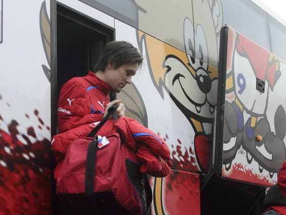 Captain of Czech Republic soccer team Tomas Rosicky gets off the bus at Prague s Vaclav Havel Airport in Prague, Czech Republic, February 5, 2013 to leave for Turkey. Czech team is to play friendly match there. (CTKxPhoto MichalxKamaryt) CTKPhotoP201302050274001  kmt 2