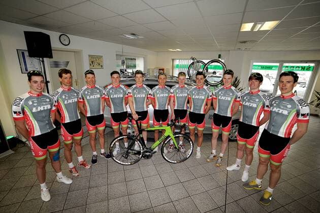 Teamfoto - Event: Teampräsentation - LKT Team Brandenburg 2013 - Location: Autohaus Liebsch in Lübben - Brandenburg - Deutschland - Europa - Datum: 16.02.2013