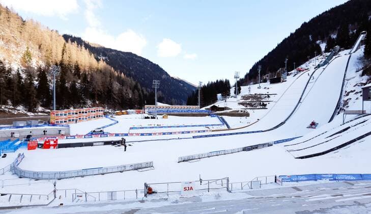 SKI NORDISCH - FIS Nordische WM 2013 PREDAZZO,ITALIEN,18.FEB.13 - SKI NORDISCH, SKISPRINGEN - FIS Nordische Ski Weltmeisterschaften 2013 in Val di Fiemme, Vorberichte. Bild zeigt die Schanzen und das Stadio del Salto. 