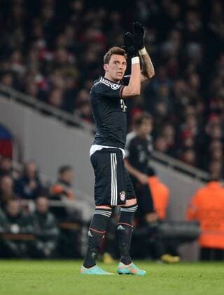 FUSSBALL CHAMPIONS LEAGUE ACHTELFINALE HINSPIEL 2012 2013 FC Arsenal London - FC Bayern München 19.02.2013 Mario Mandzukic (FC Bayern München) freut sich nach seinem Tor zum 1:3 