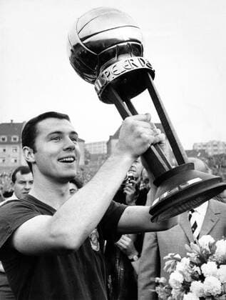 Franz Beckenbauer (BR Deutschland FC Bayern München), Fußballer des Jahres 1966 - DEUTSCHSPRACHIGE SPORTZEITSCHRIFTEN UND -ZEITUNGEN NUR NACH RÜCKSPRACHE