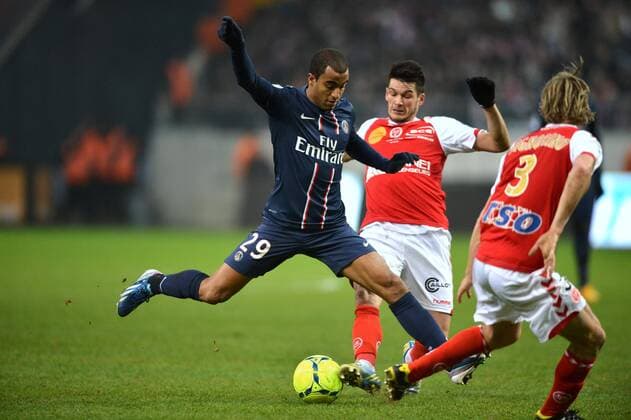 Lucas (psg) - Johan Ramare (rei) FOOTBALL : Reims vs Paris SG - Ligue 1 - 02 03 2013 AnthonyBIBARD FEP Panoramic 
