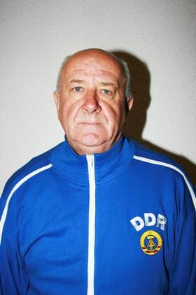 Hans Jürgen Kreische (DDR,Deutschland) - Fotocall an der Arena Magdeburg - Portrait,26.09.2008,Mann,Fußball