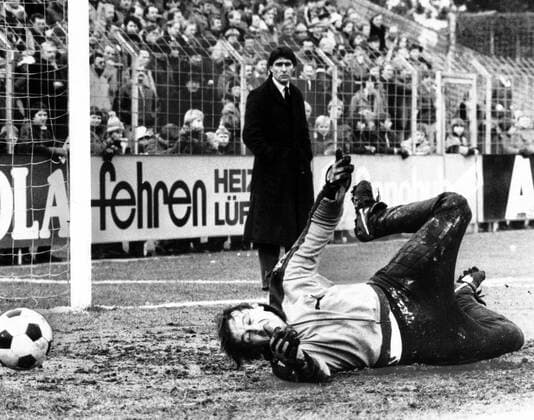 Torwart Dieter Burdenski und Manager Rudi Assauer (beide SV Werder Bremen)