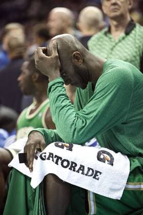 March 12, 2013 - Charlotte, NC, U.S - The Boston Celtics Kevin Garnett can t watch as his team falls to the Charlote Bobcats 100-74 on March 12, 2013, at Time Warner Cable Arena in Charlotte, N.C. NBA Basketball Herren USA - Bobcats-Celtics 03122013  - ZUMAh10