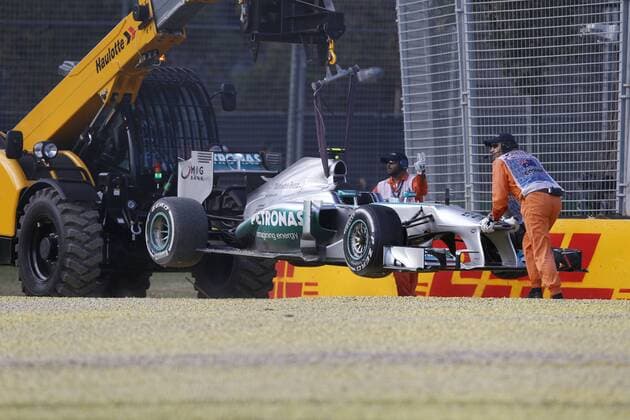 Motorsports: FIA Formula One World Championship 2013, Grand Prix of Australia, 10 Lewis Hamilton (GBR, Mercedes AMG Petronas F1 Team), xHOCHxZWEIx