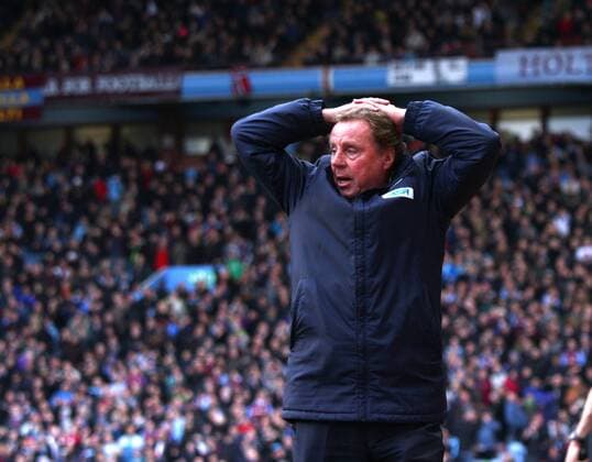 Fußball, Harry Redknapp verletzt Ehefrau mit Geländewagen Aston Villa v Queens Park Rangers (QPR)16.03.13 Harry Redknapp, QPR manager, dejection. 