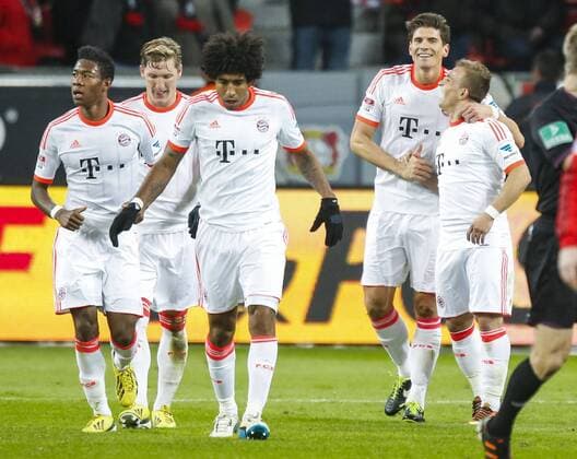 Mario Gomez ( Bayern 33 ) jubelt nach dem Tor zum 0-1 mit Xherdan SHAQIRI, FCB 11 , DANTE (FCB Nr.4) Bonfim Costa Santos, Bastian Schweinsteiger (Bayern 31), David ALABA ( Bayern 27 ) Jubel, Freude, Emotionen, Feiern, Lachen, jubelt, freuen, reisst die Arme hoch, ballt die Faust BAYER 04 LEVERKUSEN - FC BAYERN MÜNCHEN ( 1- 2) Fussball 1. Bundesliga , München, am 16.03.2013 26.Spieltag, Spieltag26, Saison 2012 2013, Saison1213, Liga01, 1.Liga, 1.Bundesliga, FCB