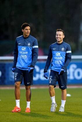 Yohan Cabaye (fra) - Raphael Varane (fra) FOOTBALL : Entrainement - Equipe de france - 18 03 2013 AnthonyBIBARD FEP Panoramic 