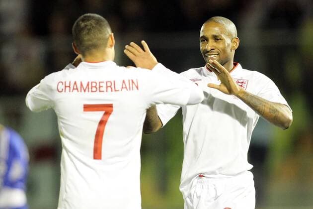L esultanza dopo il GOL di Jermain Defoe (Inghilterra) abbracciato da Alex Oxlade Chamberlain (Inghilterra).Goal Celebration.Serravalle (San Marino) 17 03 2013 Stadio Olimpico Stadium Olimpic .Qualificazione Mondiale 2014 Qualify Fifa World Cup 2014.Football Calcio San Marino Vs Inghilterra San Marino Vs England. lucaxpagliaricci