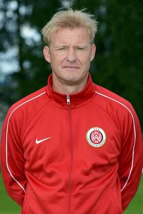 18.07.2012, 3.Liga, SV Wehen Wiesbaden Fototermin, Co Trainer Bernd Heemsoth (SV Wehen Wiesbaden)