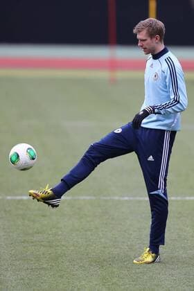 24.03.2013 - Fussball - DFB Deutsche Nationalmannschaft - WM-Qualifikation - Training - MaWi - Per Mertesacker (17, Deutschland) Einzelbild Freisteller