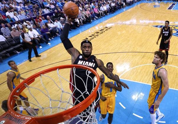 March 29, 2013 - New Orleans, Louisiana, United States of America - March 29, 2013: Miami Heat small forward LeBron James (6) dunks the ball during the NBA Basketball Herren USA basketball game between the New Orleans Hornets and the Miami Heat at the New Orleans Arena in New Orleans, LA. NBA Basketball Herren USA 2013: Heat vs Hornets MAR 29 - ZUMAc04