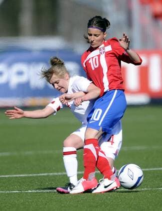 Fotball Football 04.04.2013 UEFA WU19, Second Qualifying Round England v Serbia 4:5 Foto: Morten Olsen, Digitalsport Jelena Cankovio - Serbia (10) 