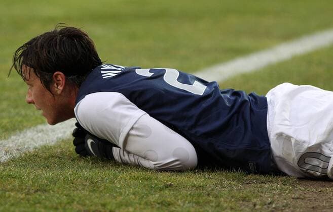 05.04.2013, xfsx, Freundschaftsspiel, Deutschland - USA, v.l. Abby Wambach (USA) am Boden liegend