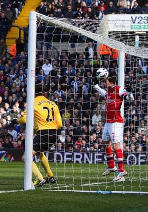 Pic: Paul Marriott . . West Bromwich Albion v Arsenal . . 06.04.13 Tomas Rosicky (A) saves a WBA shot on the goal line. 