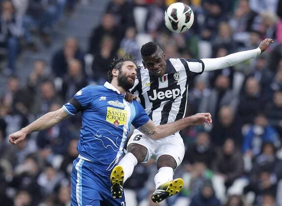 Juan Fernando Sforzini Pescara, Paul Pogba Juventus, Torino 6 4 2013 .Juventus Stadium.Football Calcio 2012 2013 Serie A.Juventus Vs Pescara.Foto Marco Bertorello Insidefoto MarcoxBertorello