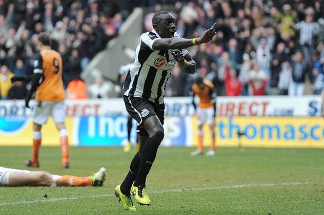 Football - Premier League - Newcastle United vs. FC Fulham: Papiss Cisse (Newcastle United) celebrates his goal at St James Park. 