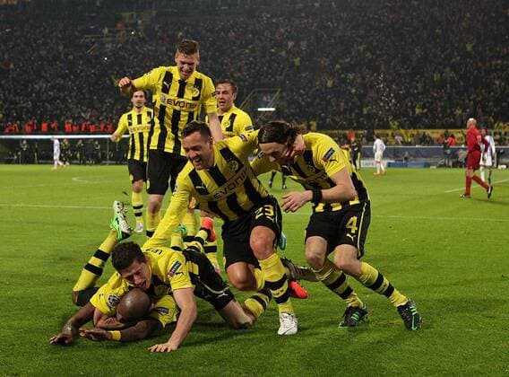 09.04.2013, Fussball Champions League Viertelfinale Rückspiel: Borussia Dortmund - FC Malaga, im Signal-Iduna-Park-Stadion Dortmund. Jubel Dortmund zum Tor zum 3:2 von Felipe Santana (Dortmund).