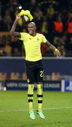 Dortmund Fußball Champions League Viertelfinale Borussia Dortmund vs. Malaga CF, Siegtorschütze Felipe Santana (BvB) freut sich