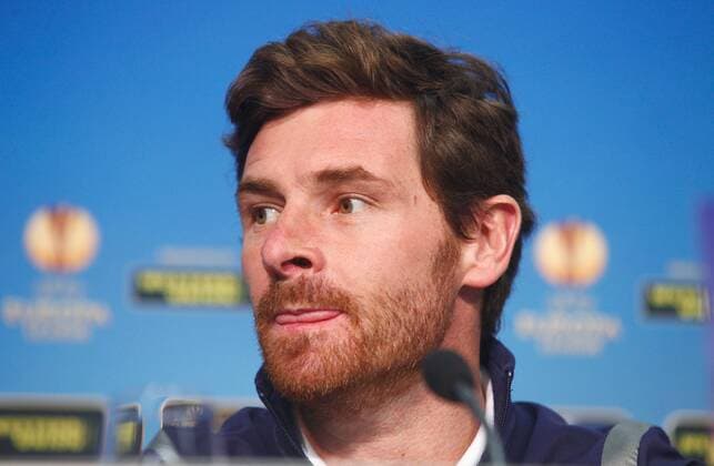10.04.2013 Trainingsgelände Basel , SCHWEIZ , Saison 2012 2013 Herren Fussball UEFA Europa League . Medienkonferenz mit Trainer Andre Villas Boas (Tottenham Hotspur FC ) 