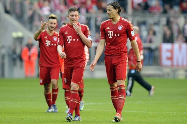 v.re:Daniel VAN BUYTEN (Bayern München),Pierre Emil Höjbjerg (Bayern München),Diego CONTENTO (Bayern München) nach dem Schlusspfiff,Gestik.Aktion. Fussball 1. Bundesliga, 29 Spieltag,Fussball 1. Bundesliga FC Bayern München (M)-1.FC Nürnberg (N) 4-0. Liga1,Spieltag29,Saison 2012 13,am 13.04.2013. A L L I A N Z A R E N A.