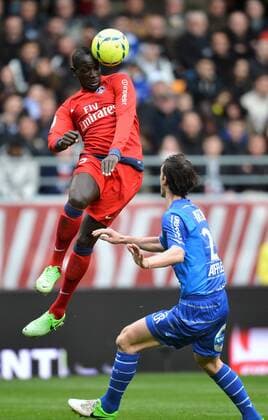 Mamadou Sakho (psg) - Jeremie Brechet (tro) FOOTBALL: AC Aube Troyes (ES, ESTAC) - Paris St Germain (PSG). Ligue 1 - 13 04 2013 xAnthonyxBIBARDxFEPx 