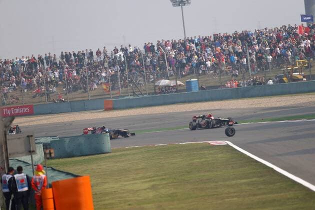 14.04.2013- Race, The Wheel of Mark Webber (AUS) Red Bull Racing RB9 