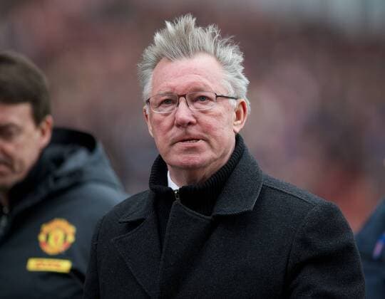 PROPAGANDA20130414 Football - soccer: Barclays Premier League, Stoke City FC - Manchester United FC, Manchester United s manager Alex Ferguson during the Premiership match against Stoke City at the Britannia Stadium. (Hinweis: Verwendung nur in Deutschland, Österreich oder Schweiz - only Germany, Austria and Switzerland) xHOCHxZWEIx xPropagandax 