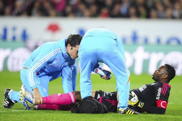 Steve Mandanda (OM) FOOT : Lille vs OM - Ligue 1 - 14 04 2013 JBAutissier Panoramic 