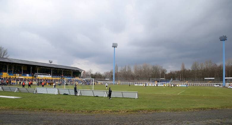 Leipzig, 13.04.2013, Bruno-Plache-Stadion, Fußball, Regionalliga NO , 1. FC Lokomotive Leipzig Im Bild: Stadionübersicht.