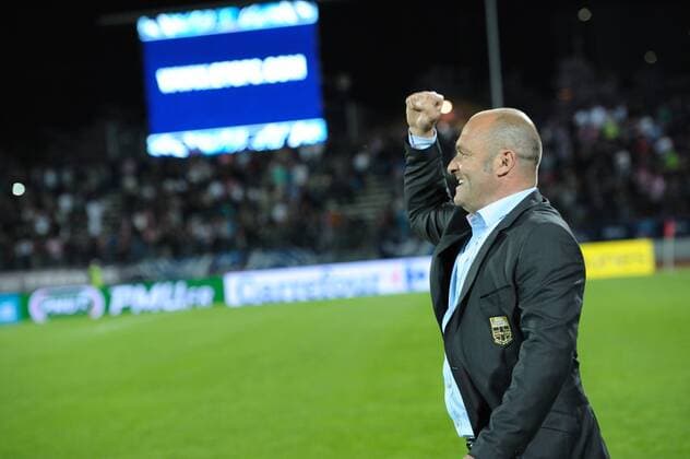 Dupraz (etg) FOOTBALL : Evian Thonon Gaillard vs Paris Saint Germain - 1 4 de finale Coupe de France - 17 04 2013 FredericChambert Panoramic 
