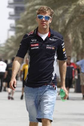 Motorsports: FIA Formula One World Championship 2013, Grand Prix of Bahrain, 1 Sebastian Vettel (GER, Infiniti Red Bull Racing), xHOCHxZWEIx