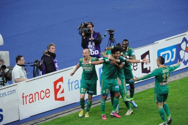Joie de Brandao (saint etienne) et de ses coequipiers apres son but FOOTBALL : Saint Etienne vs Rennes - Finale Coupe de la Ligue - 20 04 2013 FredericChambert Panoramic 