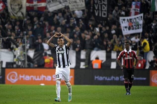 , goal celebration , Arturo Vidal Juventus.Torino 21 04 2013 Juventus Stadium.Football Calcio Serie A 2012 13. Juventus Turin vs AC Milan. federicoxtardito