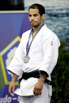JUDO - EJU EM 2013 BUDAPEST,UNGARN,25.APR.13 - DIVERS, JUDO - EJU Europameisterschaften, bis 60kg, Herren, Siegerehrung. Bild zeigt Ludovic Chammartin (SUI). Keywords: Medaille. 