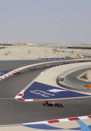 April 21, 2013 - Bahrain, BAHRAIN - BAHRAIN - MANAMA, Shakir circuit - 21 04 2013 - Formula One, F1, Formel 1 - .VETTEL ahead of ALONSO, Nico ROSBERG, MercedesGP, Di RESTA, circuit view - .fee liable image, GP BAHRAIN F1 2013 - VETTEL ahead of ALONSO, Nico ROSBERG, MercedesGP, Di RESTA, circuit view - - ZUMAm11