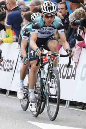 Tony Martin GER (Omega Pharma- Quick Step) wird von seinem Team herangefahren , Radrennen 1. Mai 2013, Rund um den Finanzplatz Eschborn-Frankfurt, 1.5.2013 EP_RRZ