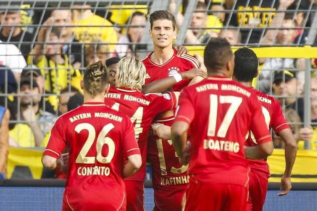 Mario Gomez ( Bayern 33 ) jubelt nach dem Tor zum 1-1 Fussball 1. Bundesliga , Dortmund, am 04.05.2013 BORUSSIA DORTMUND - FC BAYERN MUENCHEN 1-1 32.Spieltag, Liga1, Spieltag32, Liga01, 1.Liga BVB, , Saison 2012 2013