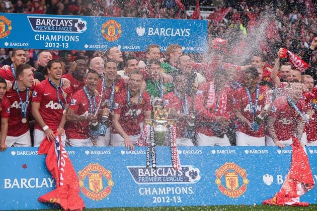 Football - Premier League 2012 2013 - Manchester United - Manchester United celebrate with the trophy at Old Trafford 