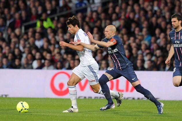 Yoann Gourcuff (Lyon) Christophe Jallet (PSG) FOOTBALL : Lyon vs PSG - Ligue 1 - 12 05 2013 NLeGouicFEP 